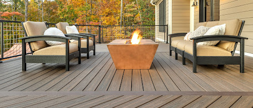 Outdoor deck